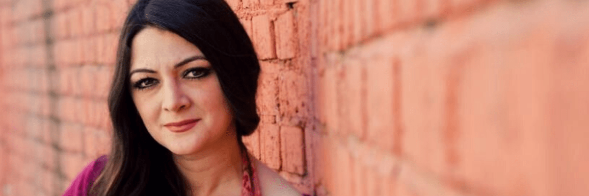 Seray Şahiner İmza Günü